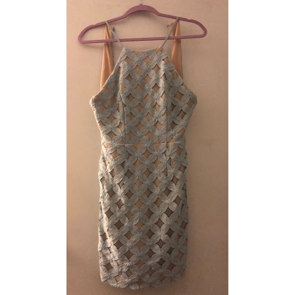 Dresses & Skirts - City Triangles Dress